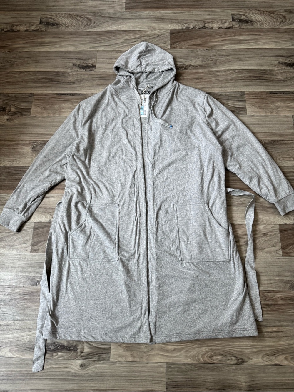 NWT Dude Robe Gray Robe Size Large/Extra Large